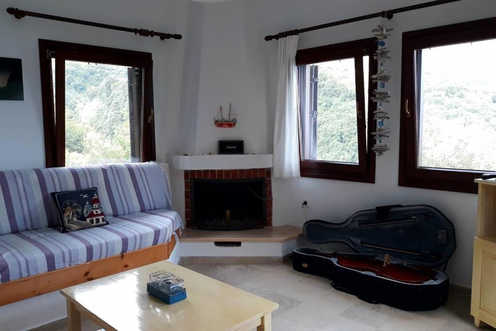 Perivoli Villa Chorefton Bagian luar foto